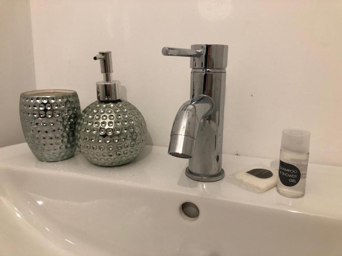 Via Torino Hotel Olbia Kültér fotó